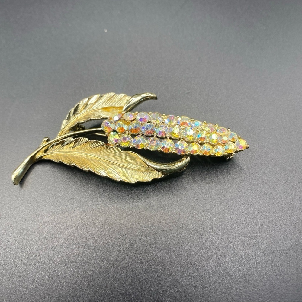 Coro‎ Vintage Wheat stalk/Corn Flower Aurora Borealis Rhinestones Brooch